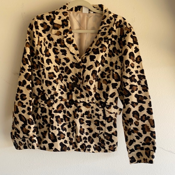 Leopard Jacket - Picture 1 of 3